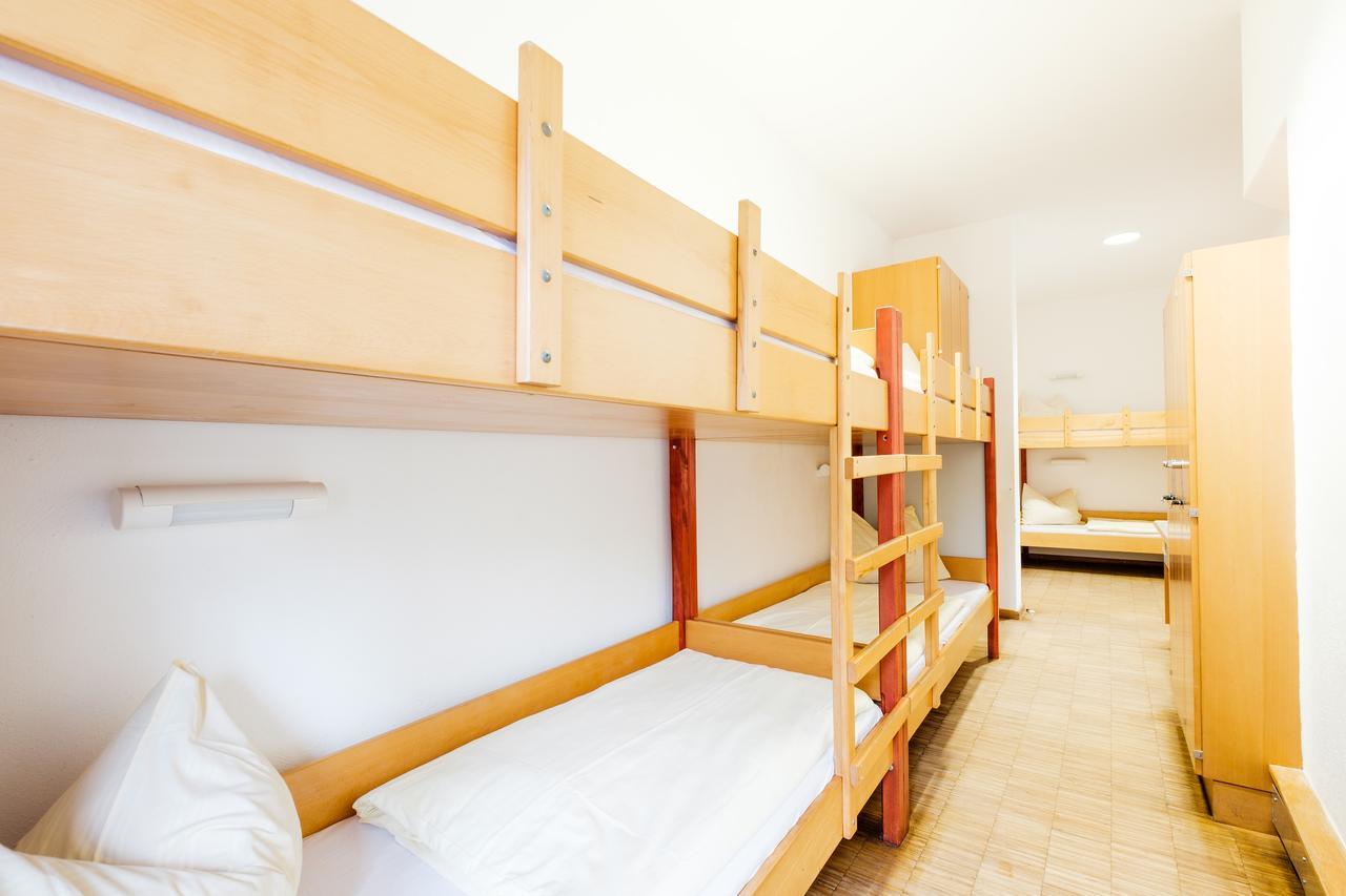 Hostel Hi *